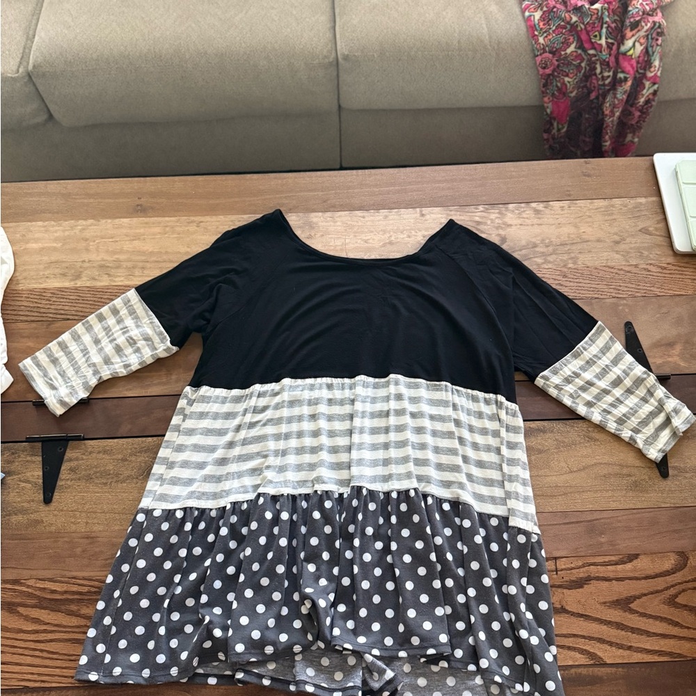 Black and Gray Polka Dot Women's Top